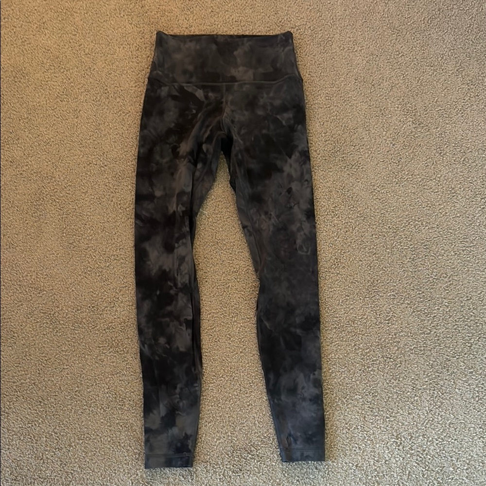 Lululemon Black Tie-Dye Leggings (pretty worn but still good quality )